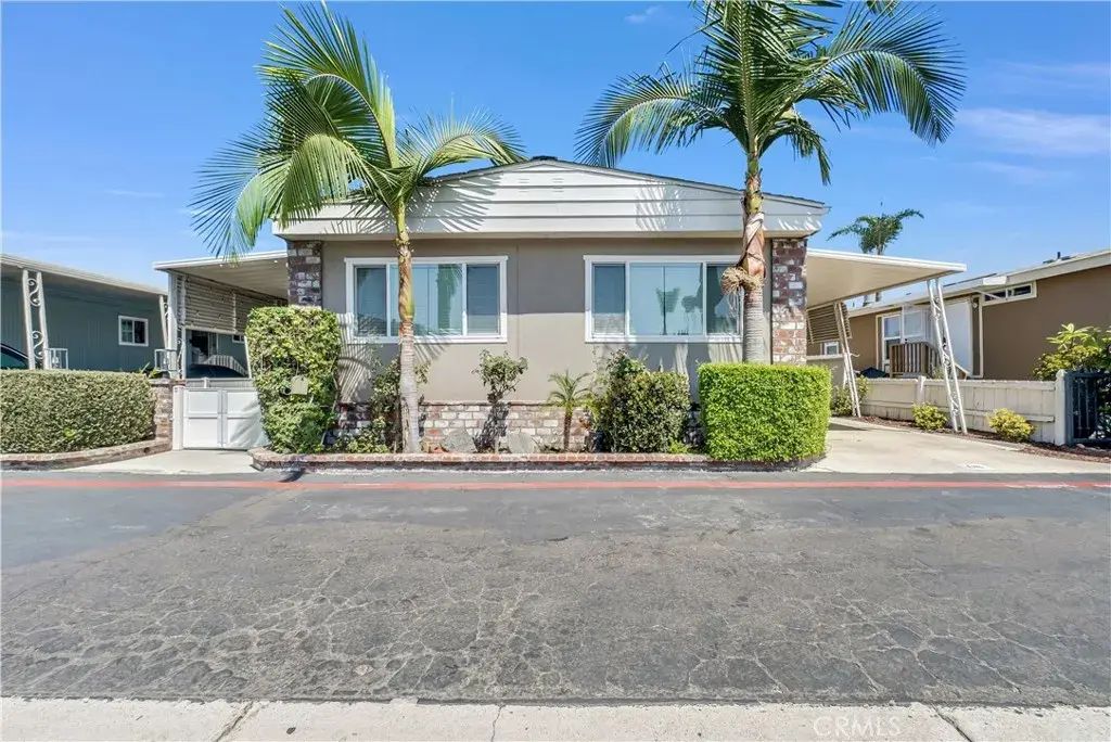 12861 West 68, Garden Grove