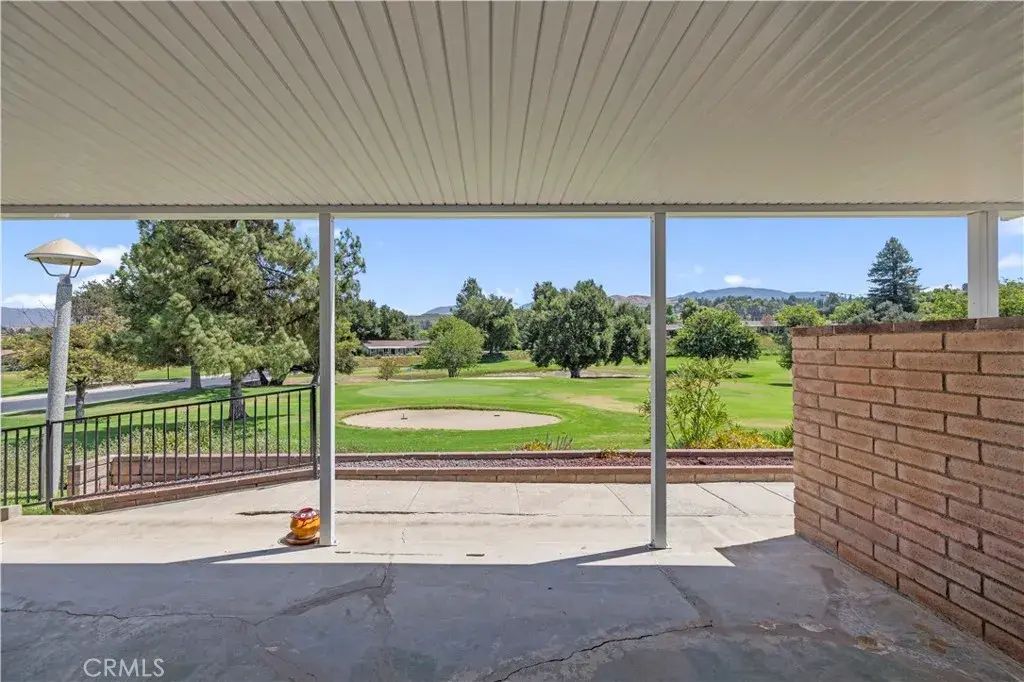 26728 Oak Garden Court, Newhall