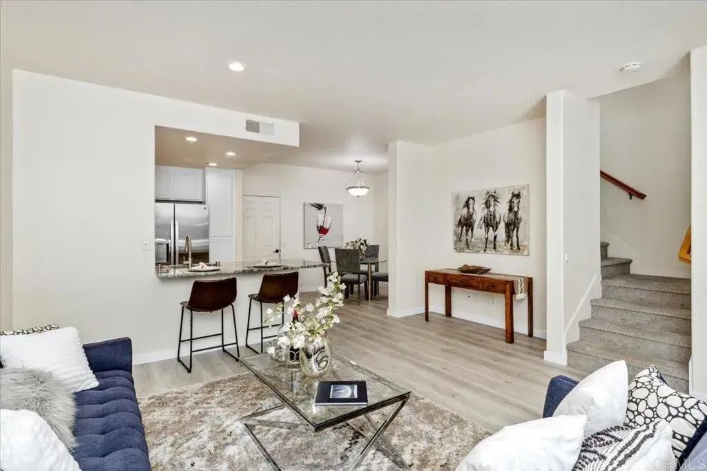 1524 Circle Ranch Way 61, Oceanside