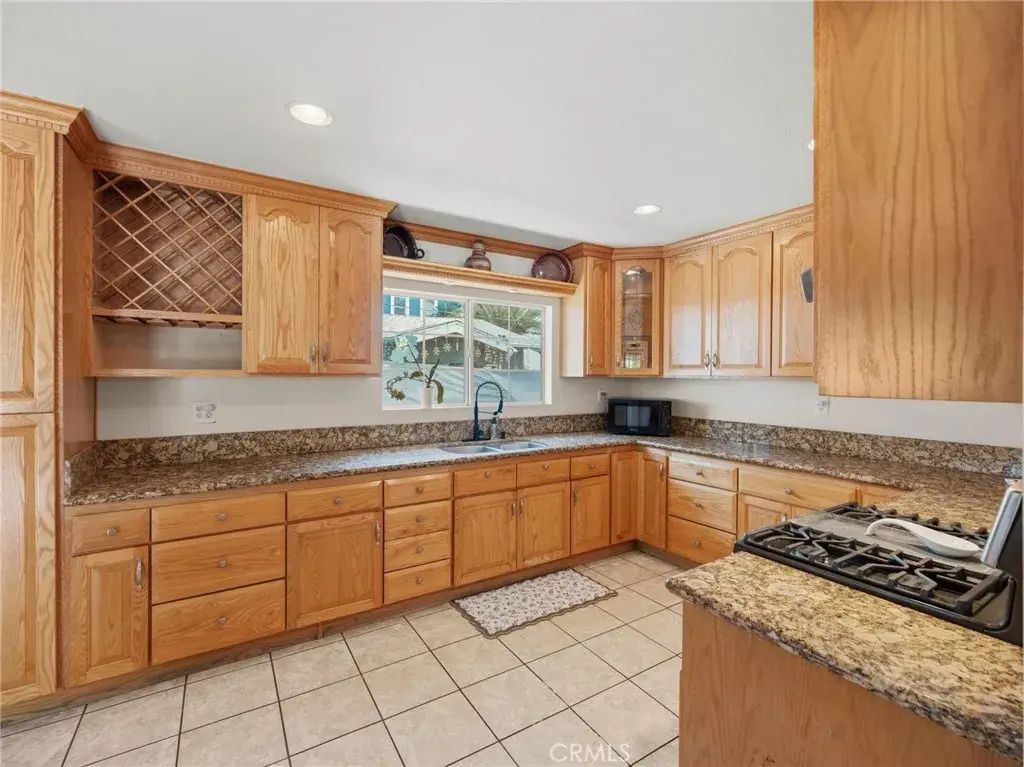 3071 Oregon, Los Angeles