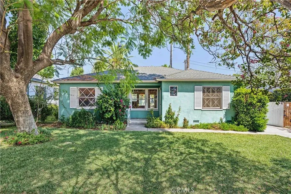16839 Margate Street, Encino