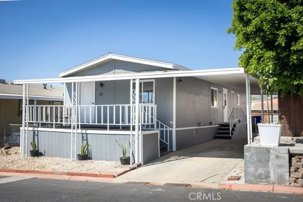 4041 Pedley 87, Jurupa Valley