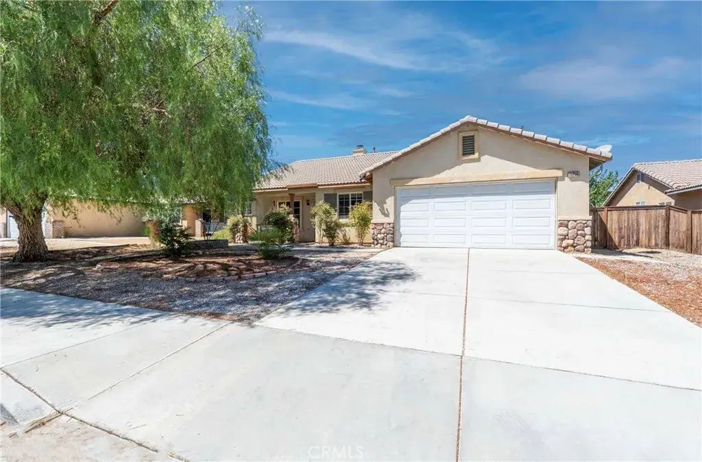 15256 Ellery, Adelanto