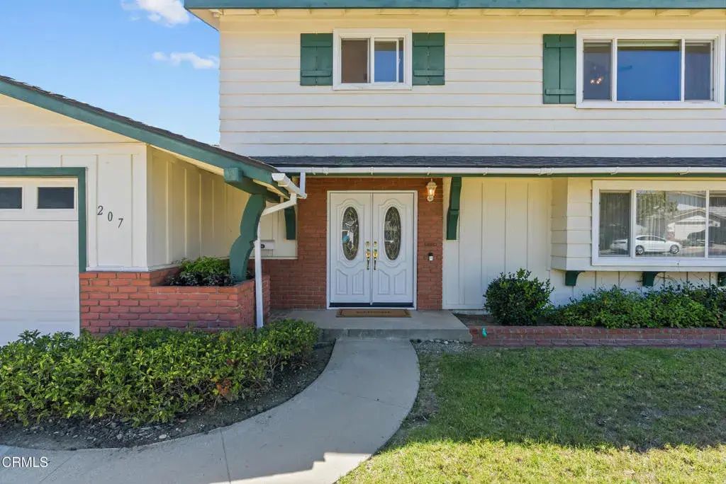 207 Gorrion Avenue, Ventura