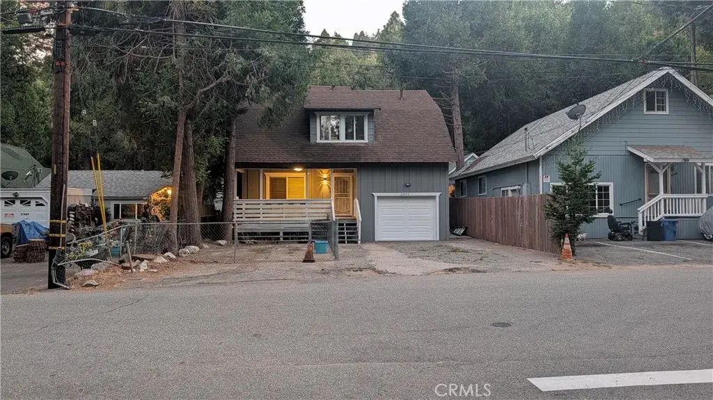23855 Straight, Crestline