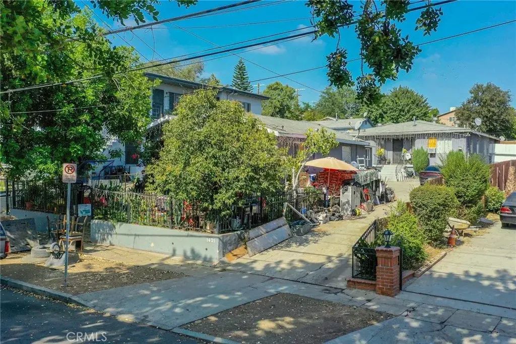 1621 Murchison, Los Angeles
