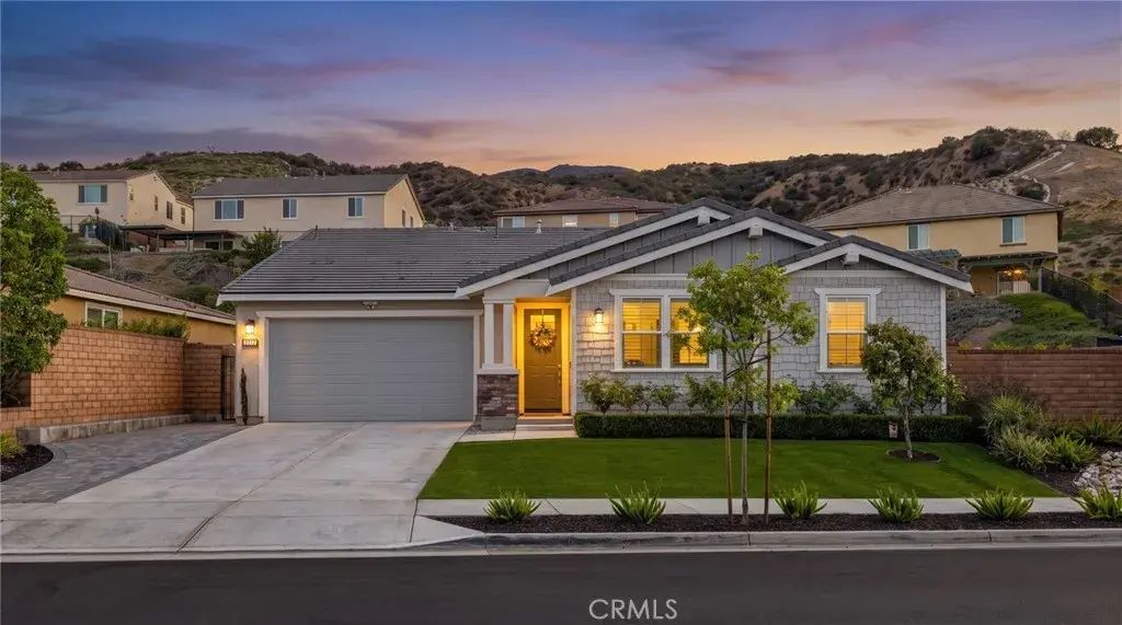 2770 Santa Fiora Drive, Corona