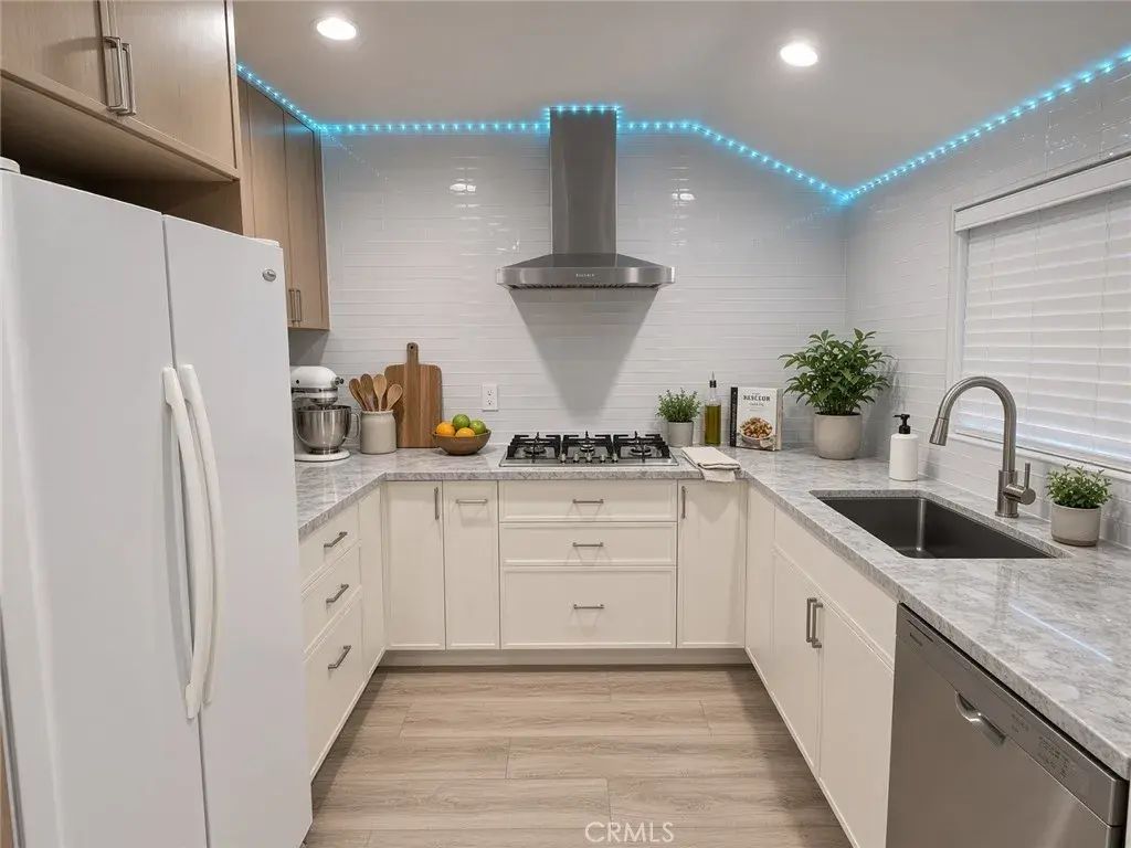 15891 King 2, Westminster