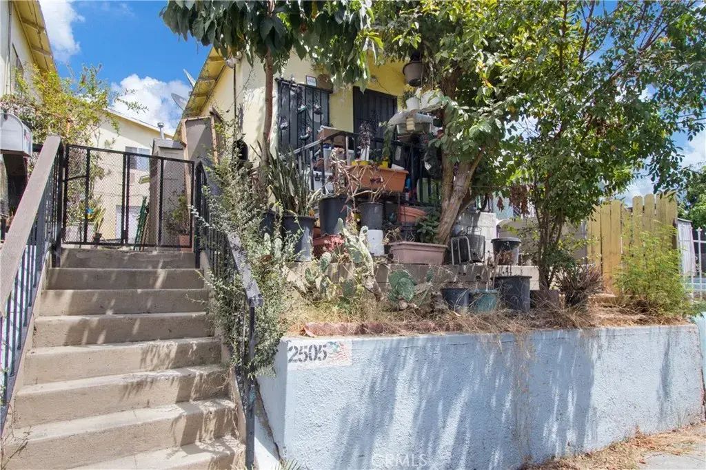 2505 Chelsea, Los Angeles