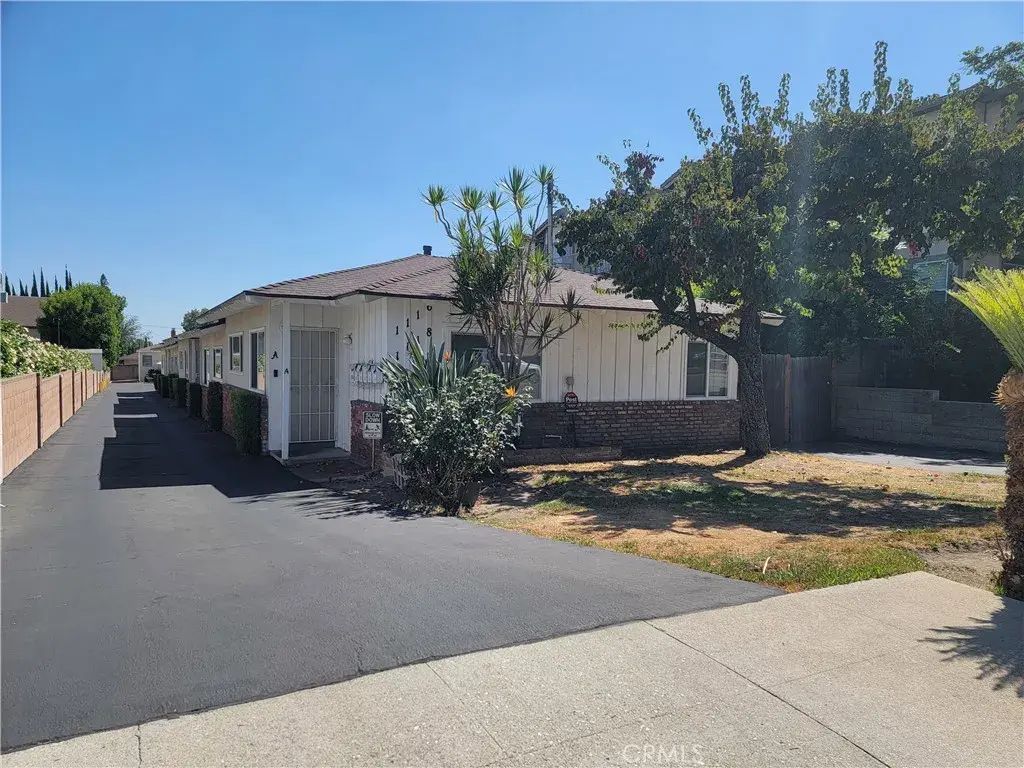1116 W Duarte B, Arcadia