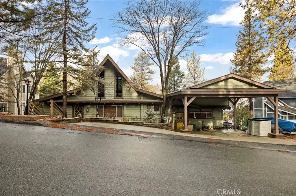 904 Sandalwood, Lake Arrowhead
