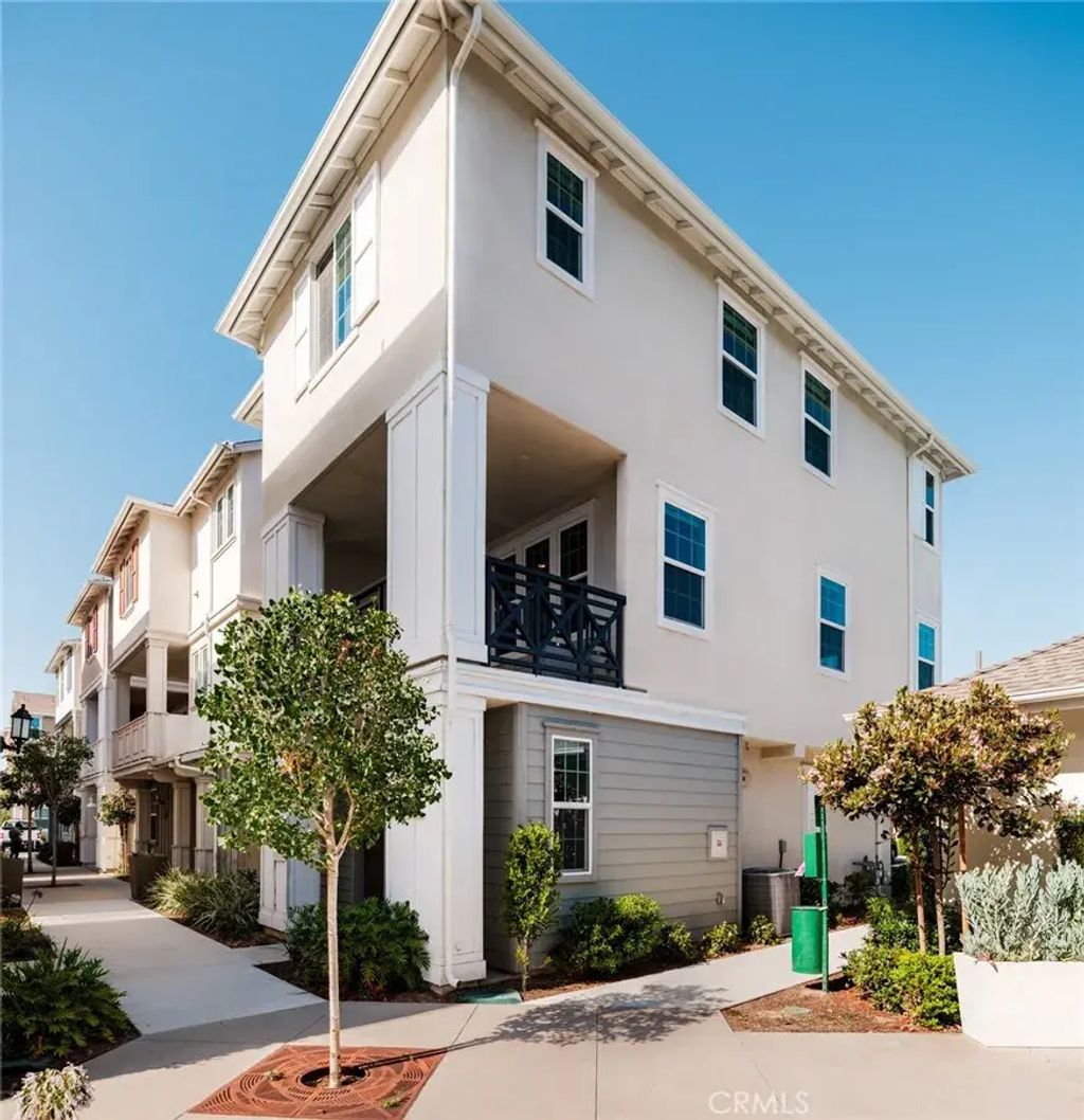 1090 N Anaheim Blvd 2, Anaheim