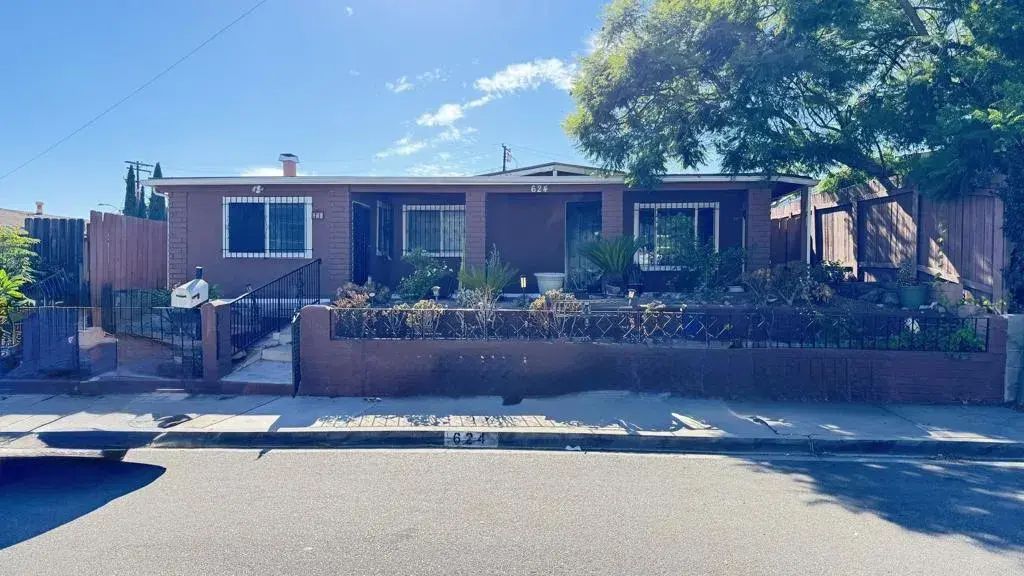 624 San Juhn Street, Spring Valley