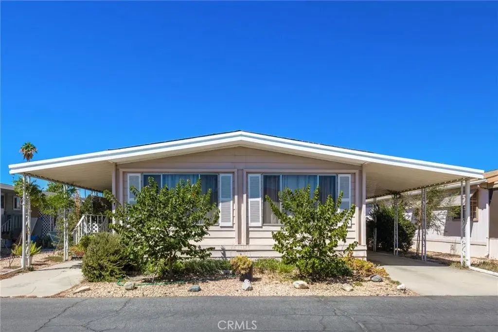 1525 W Oakland 79, Hemet