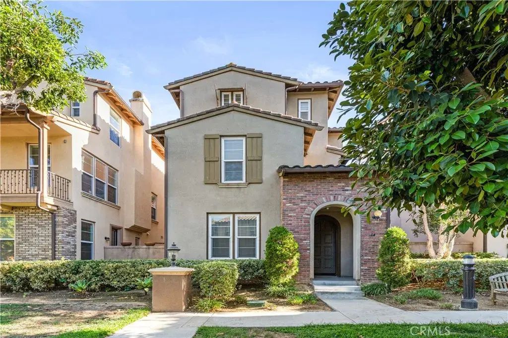 14 Tall Oak, Irvine