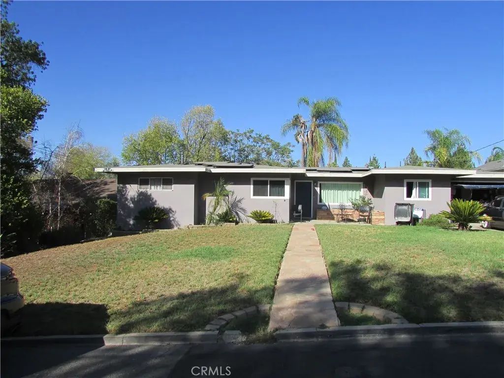 1407 Pacific Street, Redlands