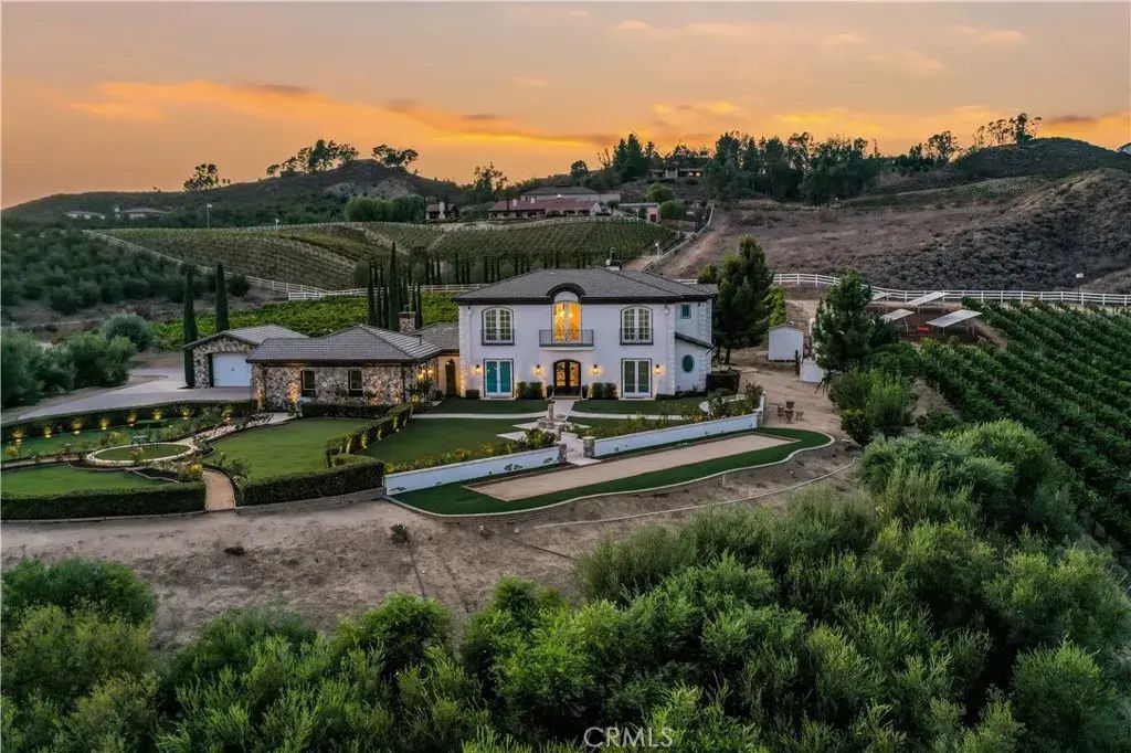36736 Pauba Road, Temecula