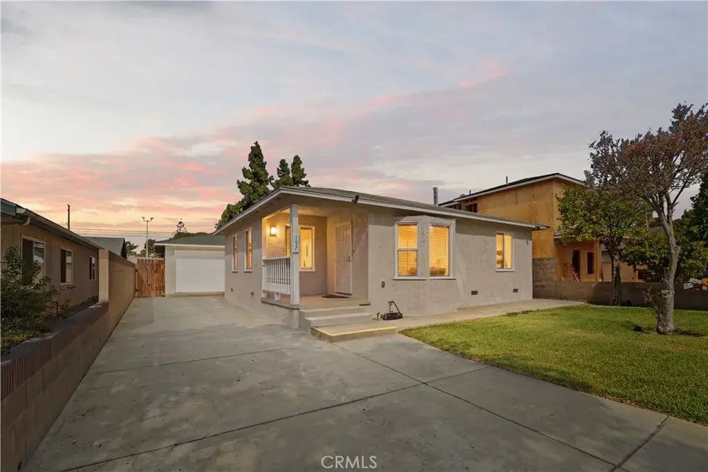 157 N Alameda Avenue, Azusa