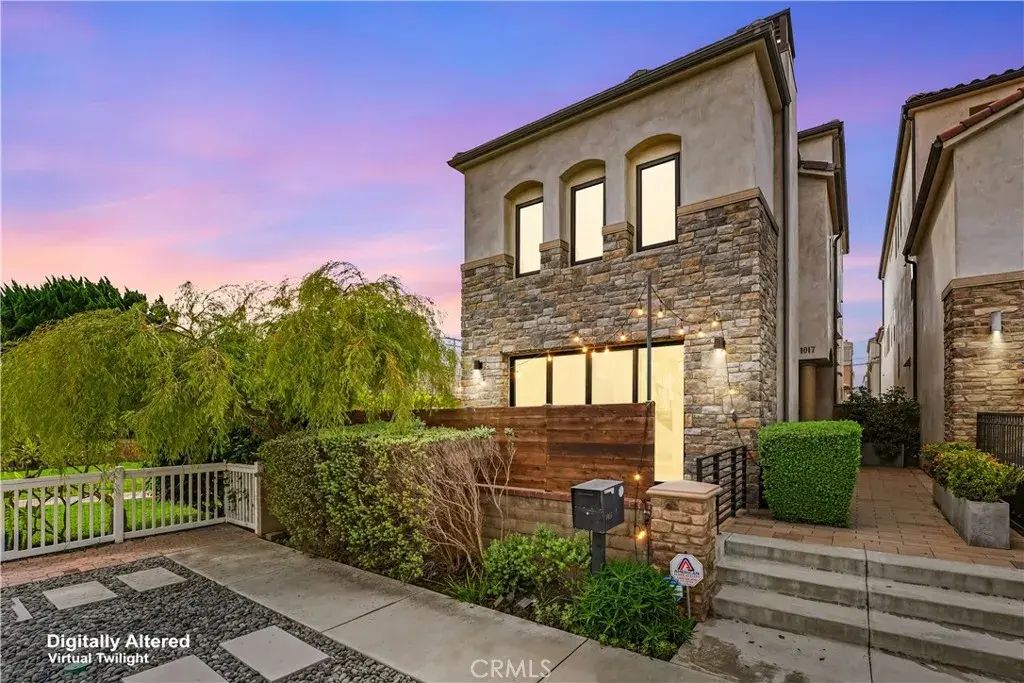 1017 Delaware, Huntington Beach