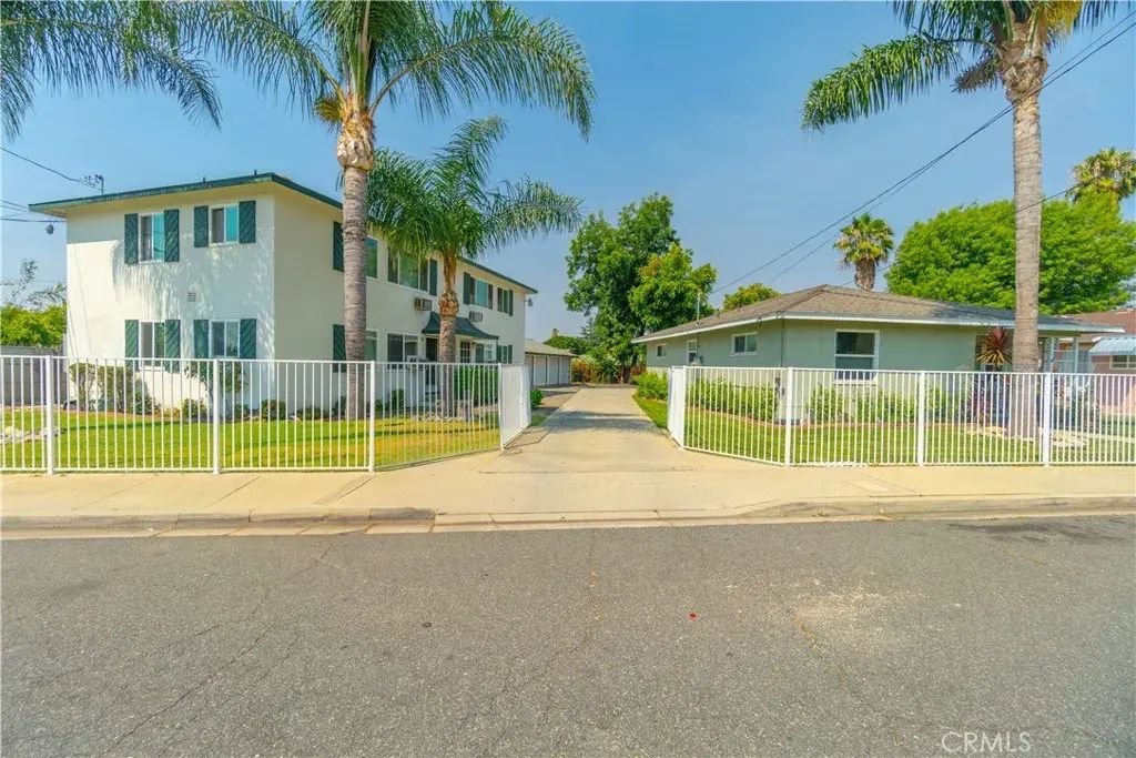 745 N Currier, Pomona