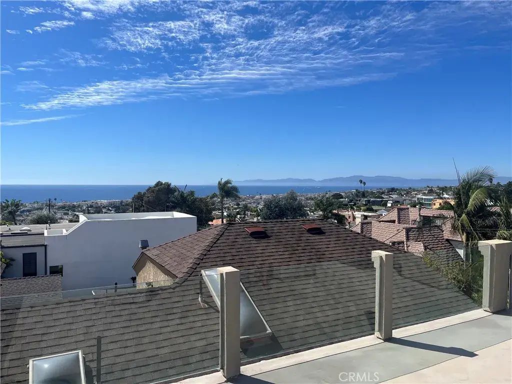 735 Longfellow, Hermosa Beach