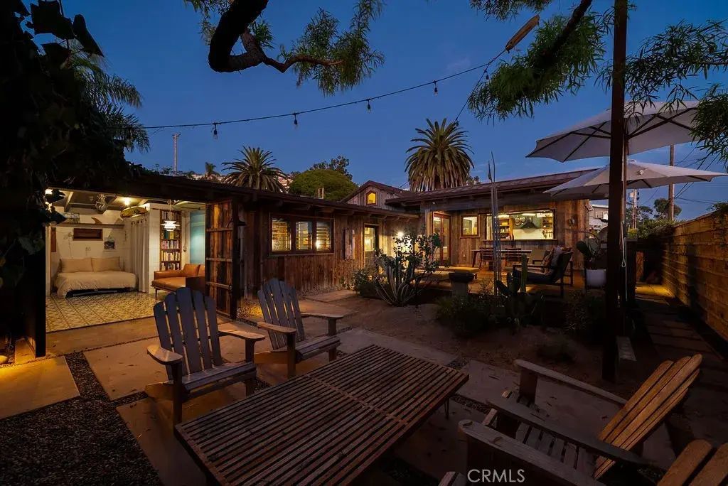 255 Center, Laguna Beach