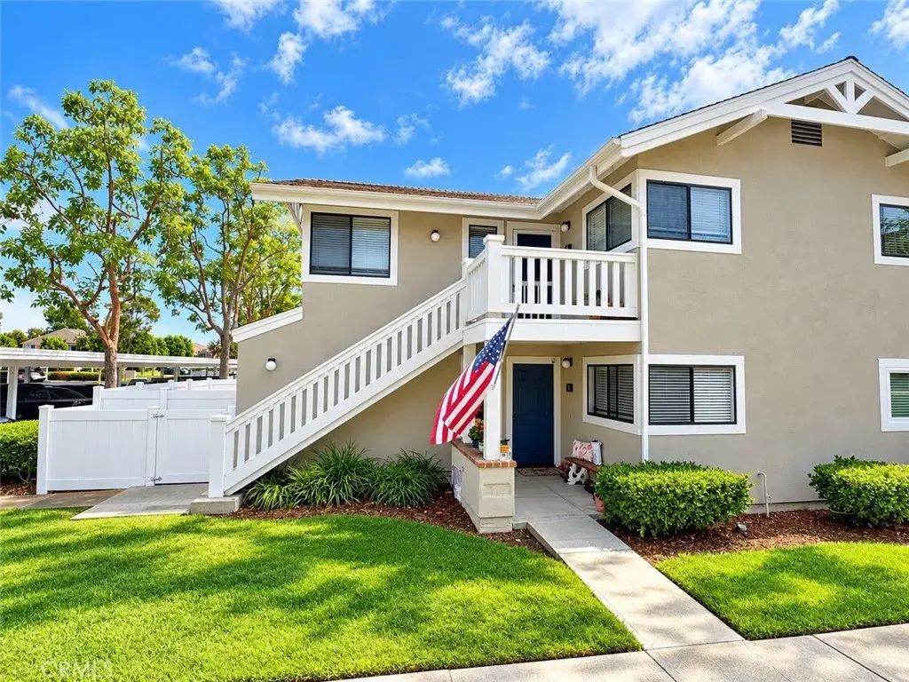 165 Tarocco, Irvine