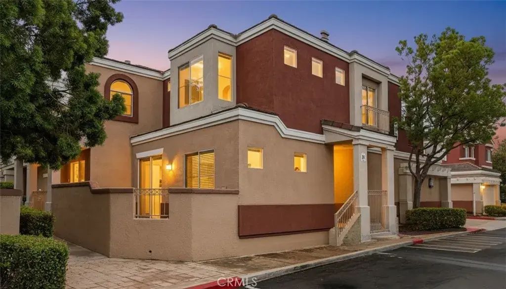 24 Mission Court, Lake Forest