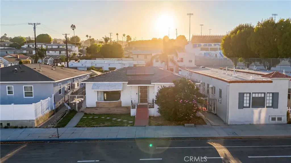 1631 S Cabrillo, Los Angeles