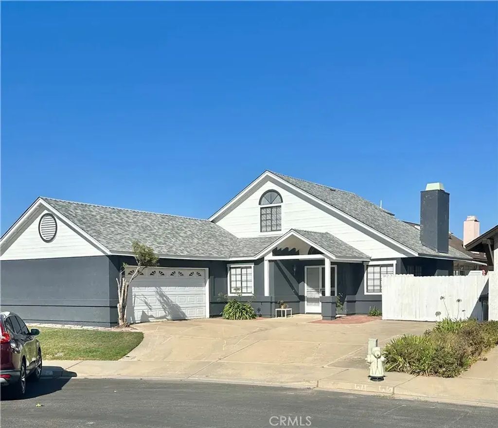 1404 Lark Court, Santa Maria