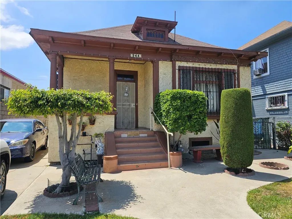 944 E 22nd, Los Angeles