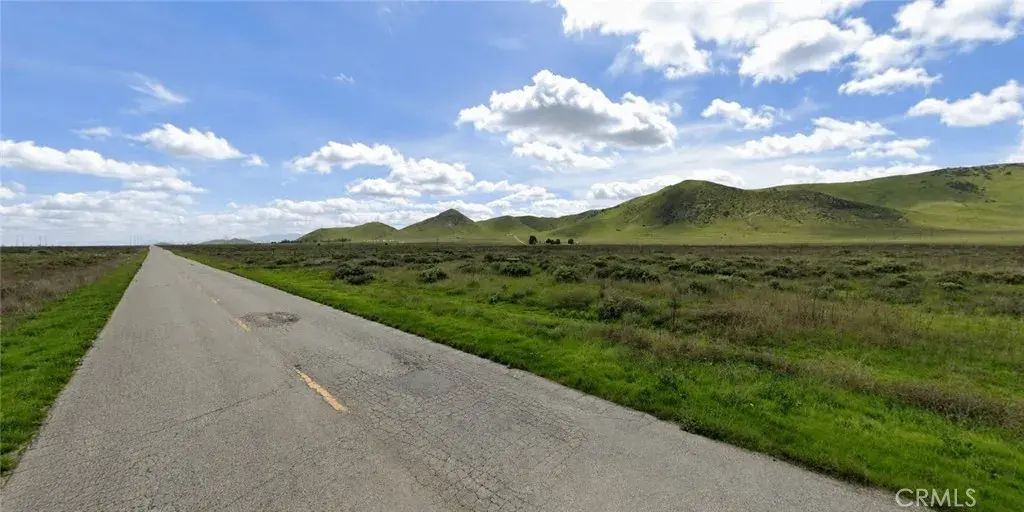 111 Soda Lake, California Valley