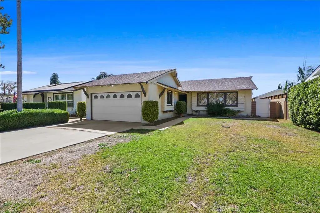 10925 Newcomb Avenue, Whittier