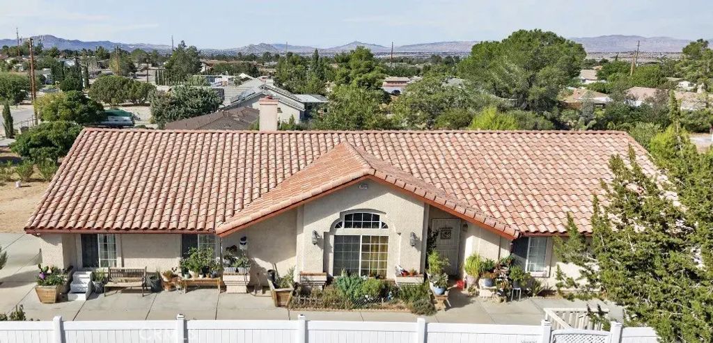 18004 Orange, Hesperia