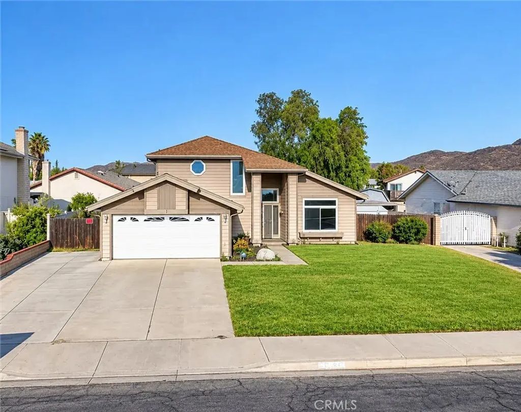 15388 Paseo Carmel, Moreno Valley