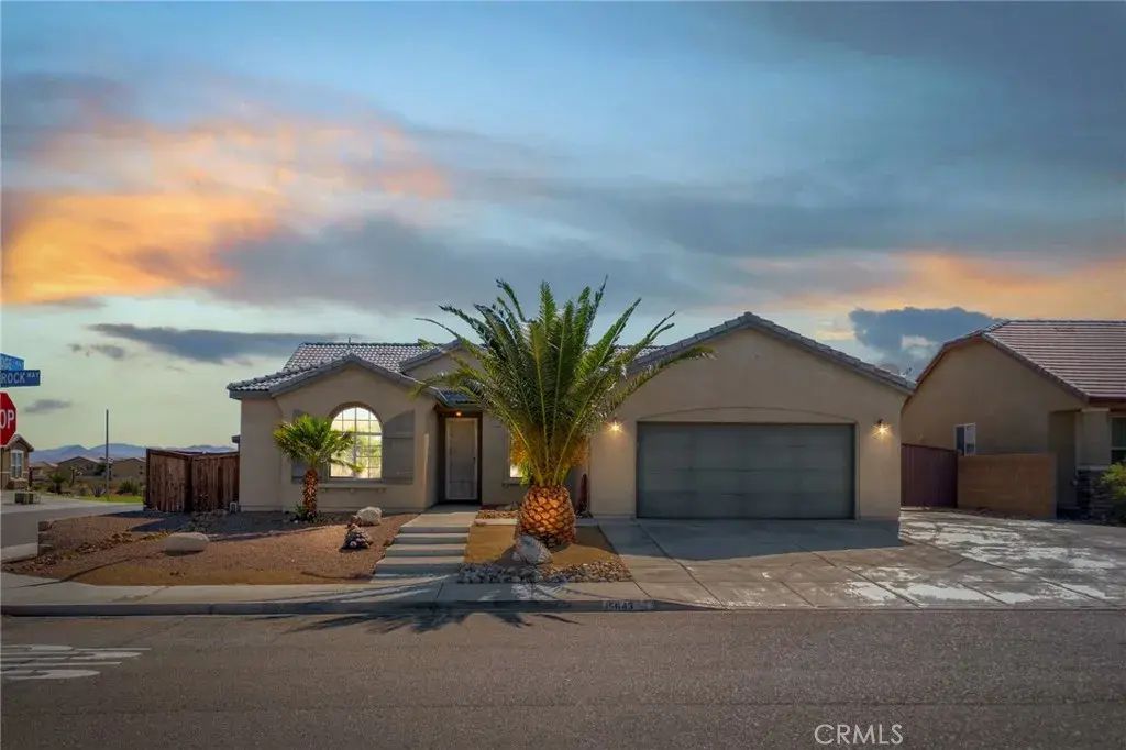 15643 Pilot Rock Way, Victorville