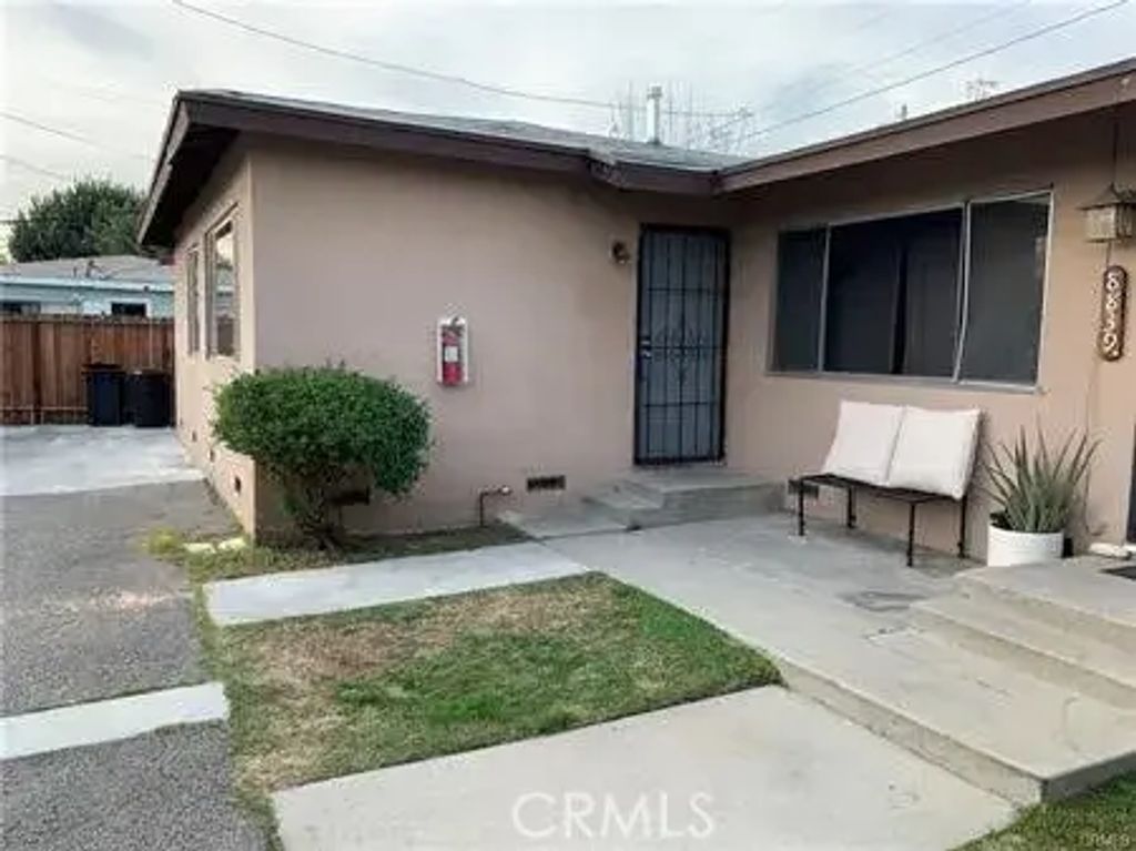 8839 Elm Avenue, Temple City