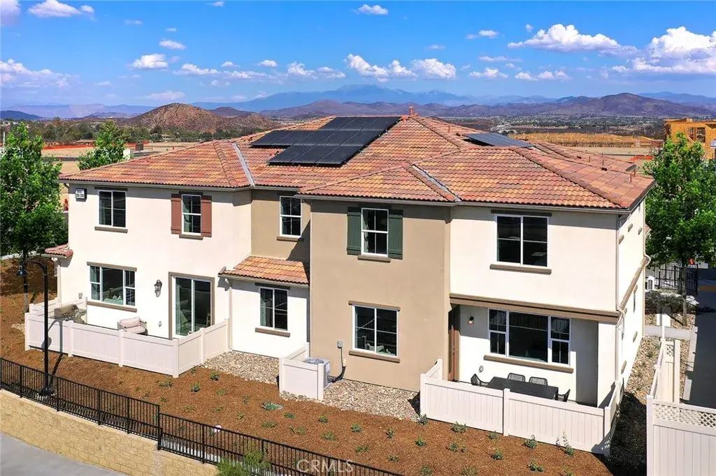 36152 Domingo Avenue 2001, Murrieta