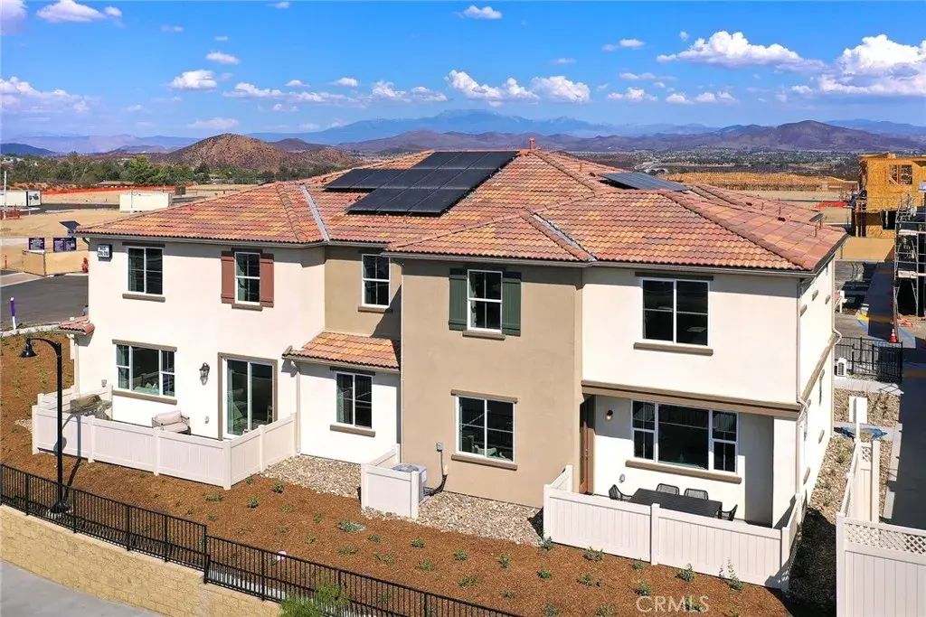 36142 Domingo Avenue 2002, Murrieta