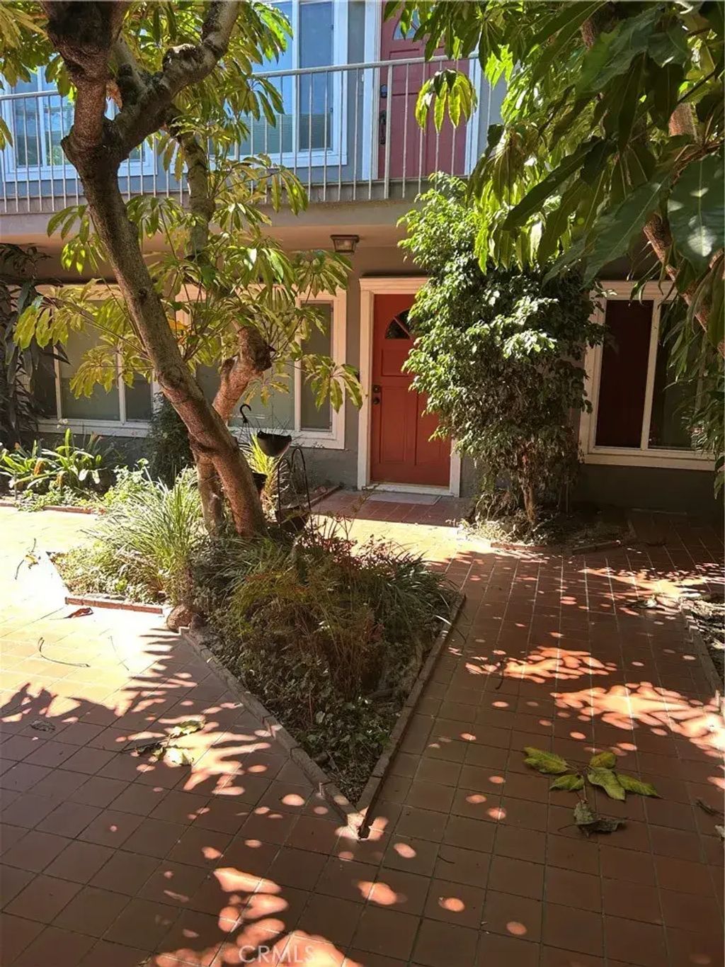 10600 Eastborne, Los Angeles