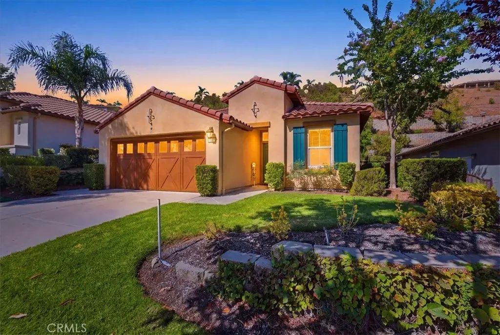 24227 Augusta, Corona