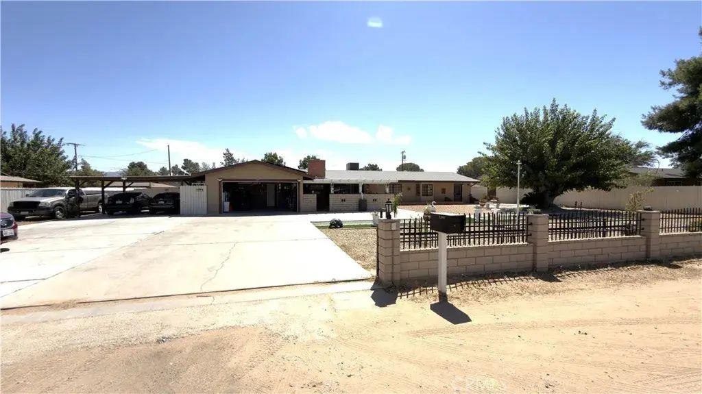 13491 Iroquois, Apple Valley