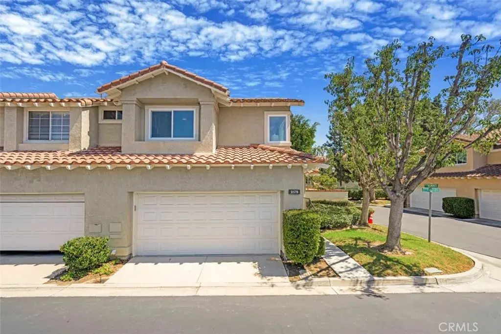 2578 Calle Barcelona, Tustin