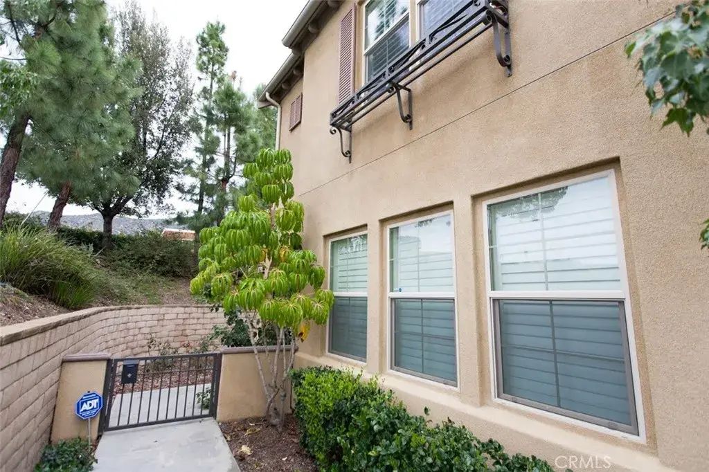 965 Sweetbriar Lane A, Azusa
