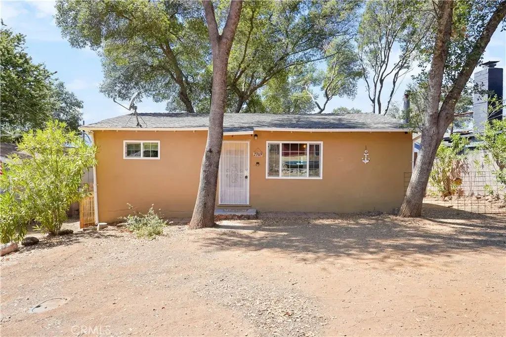 2705 Oakhurst, Clearlake