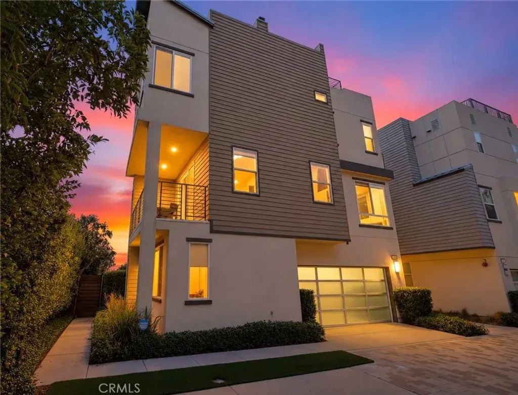 2125 Evans, Costa Mesa