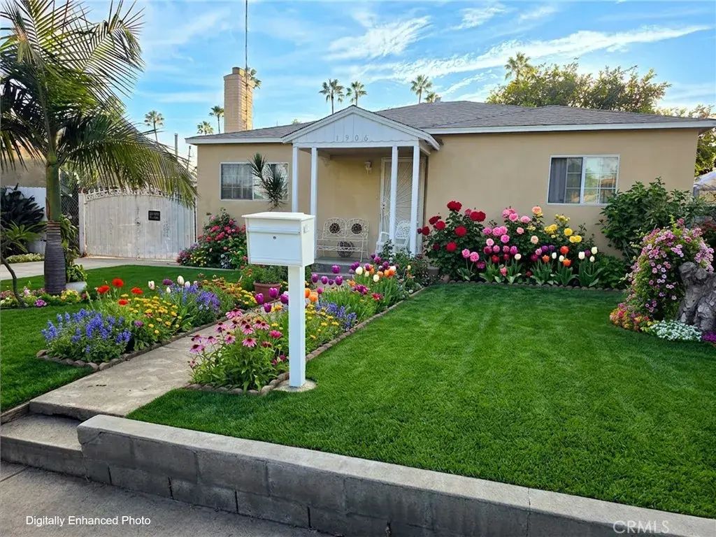 1906 S Broadway, Santa Ana