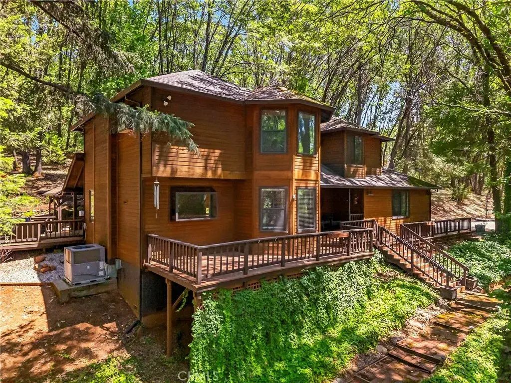 6055 Timber Ridge, Magalia