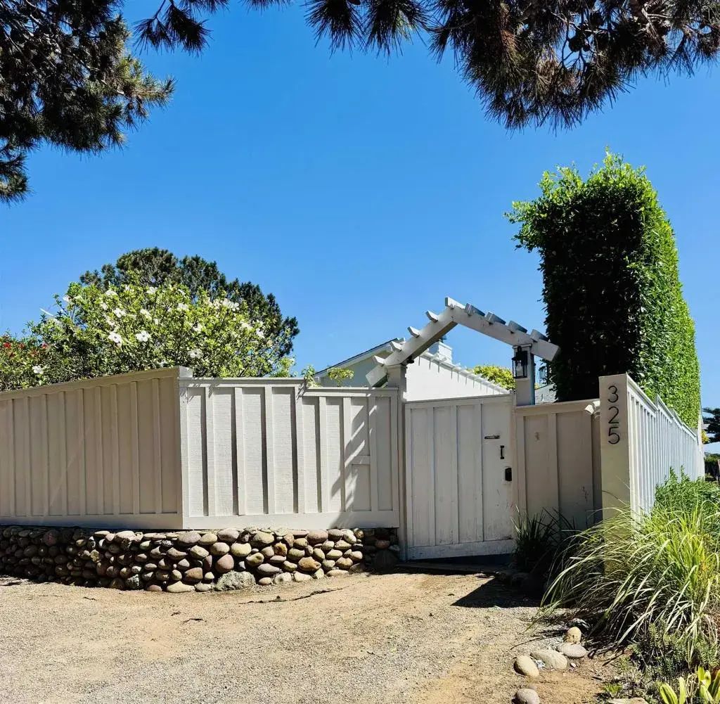 325 13th Street, Del Mar