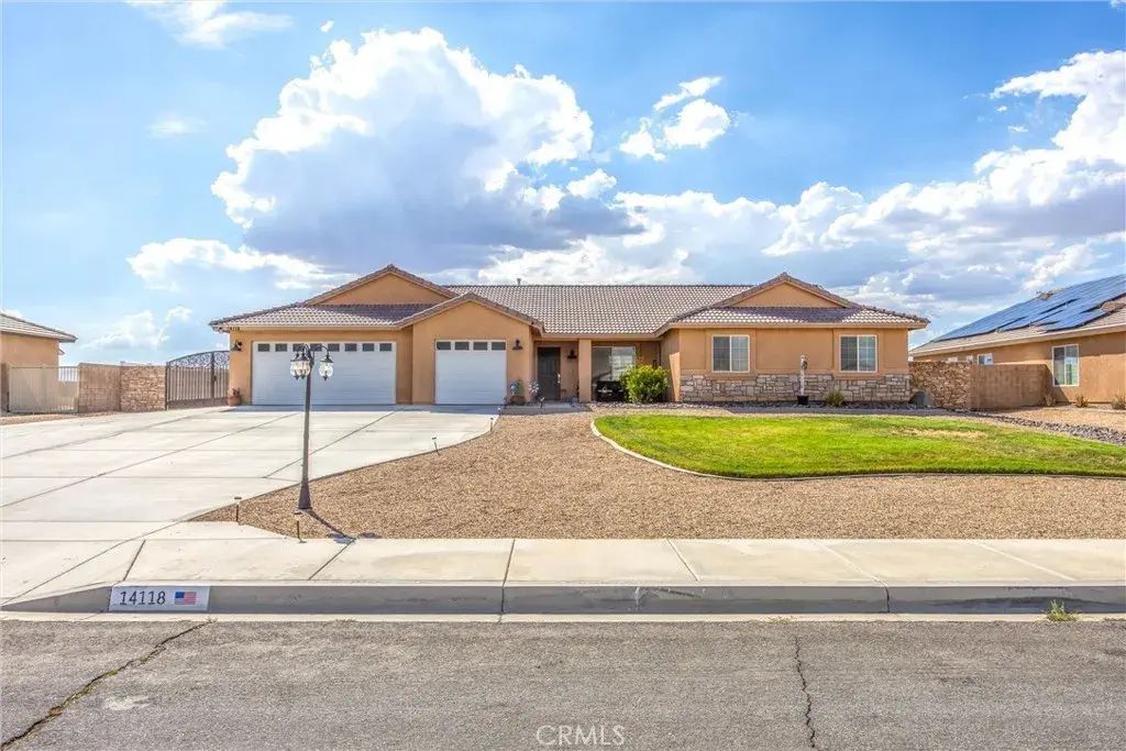 14118 Fresian, Apple Valley